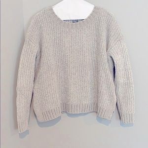 Crew neck grey/silver sweater